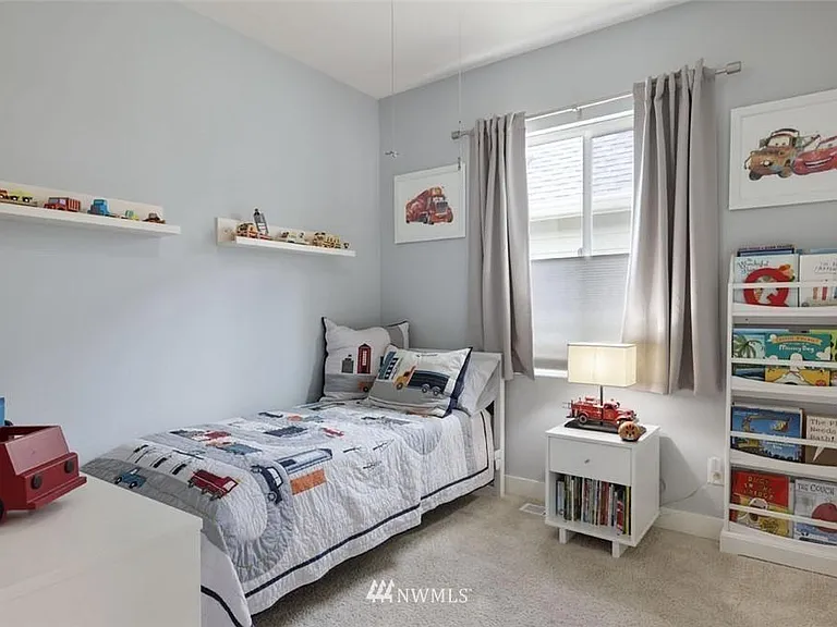 1660 NE Falls Dr — Photo 27