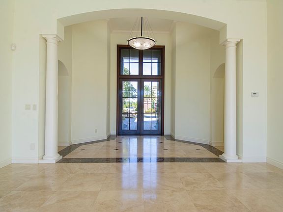 2nd image of 117 SE San Priverno