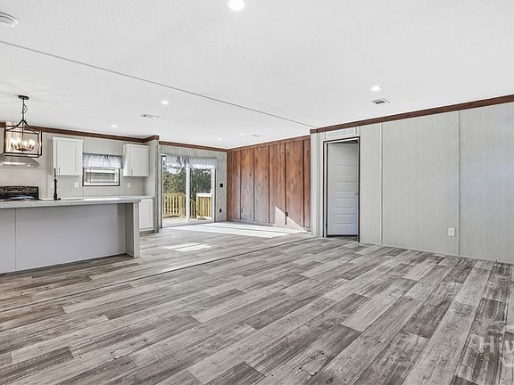 5th image of 213 Ridge Road