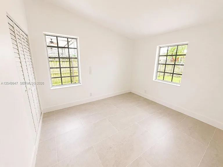 2649 Key Largo Ln #2649 — Photo 4
