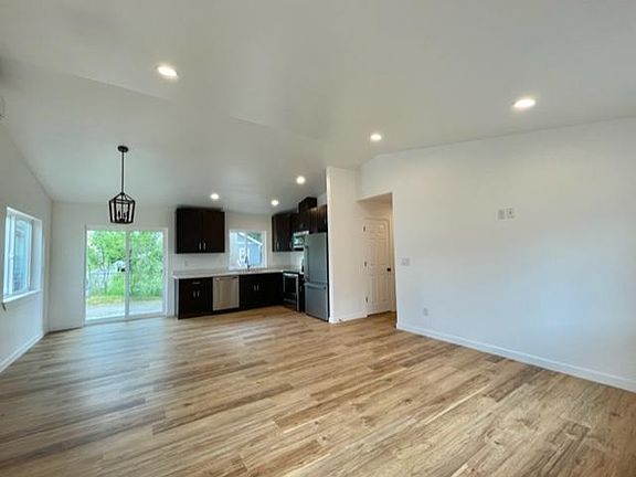 3rd image of 3109 S 15th St #B