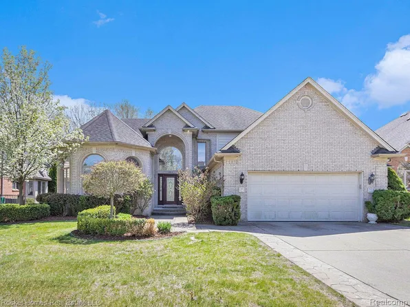 13304 Windham Dr, Washington, MI 48094