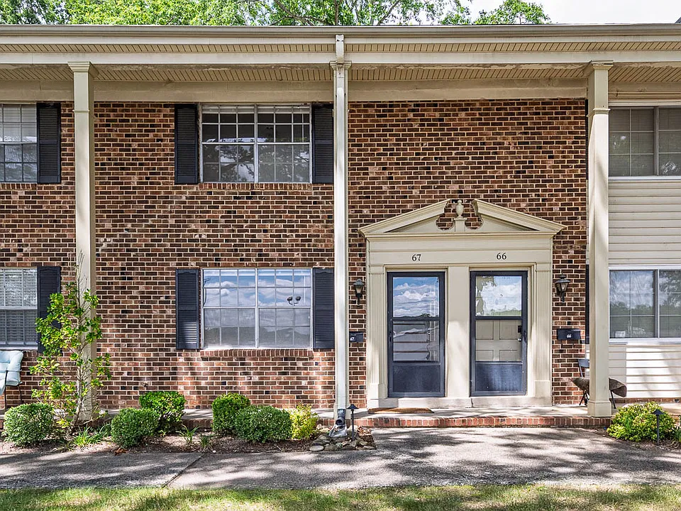 1002 Willow Dr #67