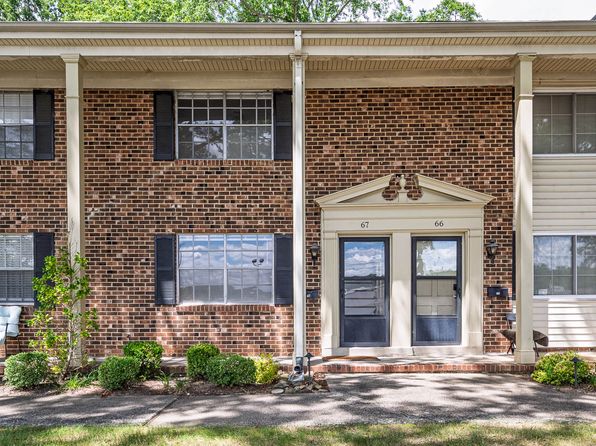 1002 Willow Dr APT 67
