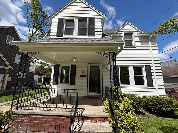 3rd image of 1344 Corbin Rd