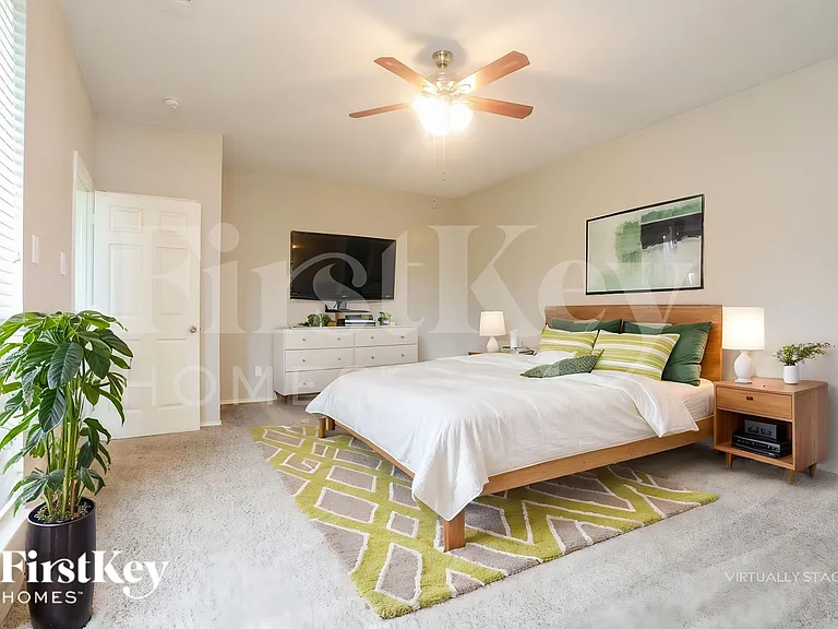 1731 Vista Ridge Dr W — Photo 12