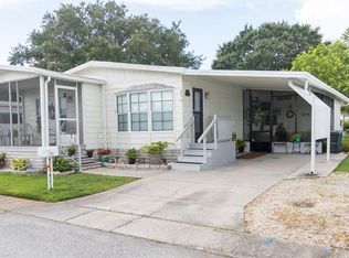 235 Pelican Dr N, Oldsmar, FL 34677