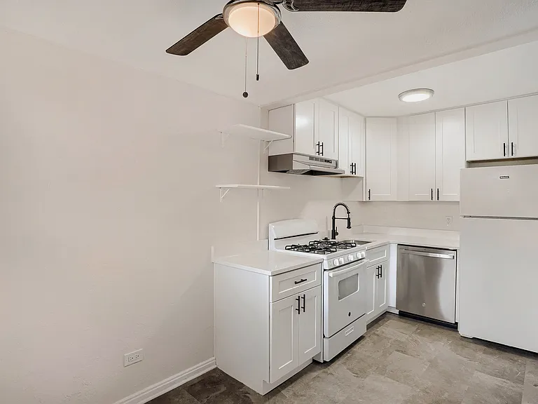 Bo Apartments — Photo 19