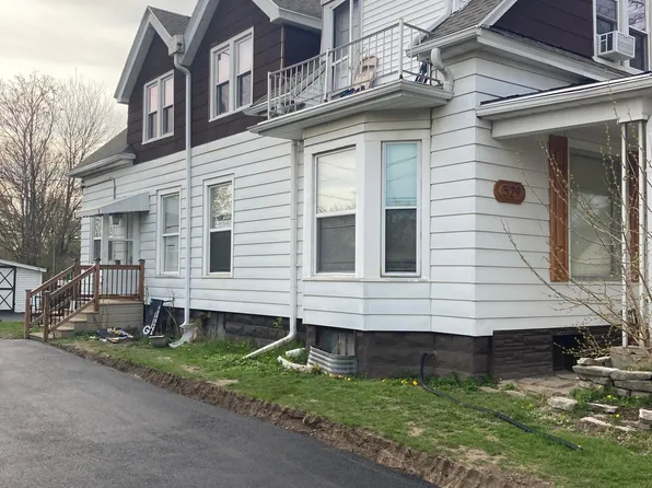 529 N 60th St, Wauwatosa, WI 53213