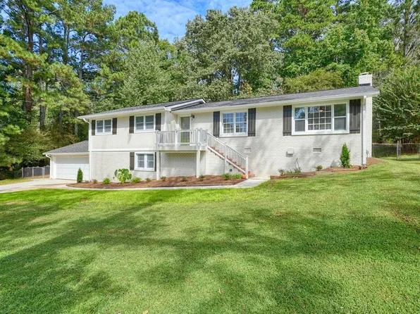 223 Johnson Dr, Canton, GA 30115