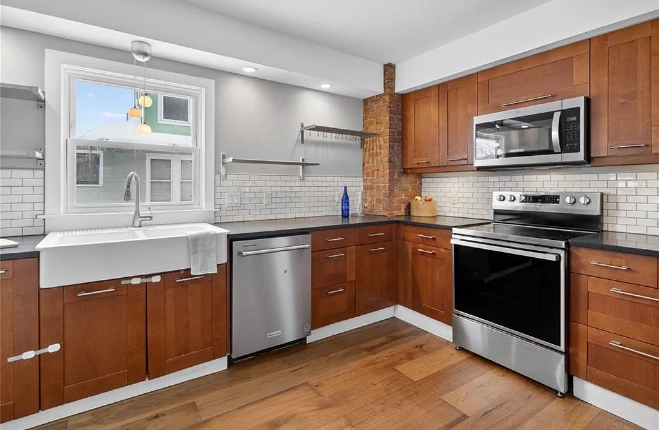 4 bed, 1834 sqft, $1,250 — Photo 3