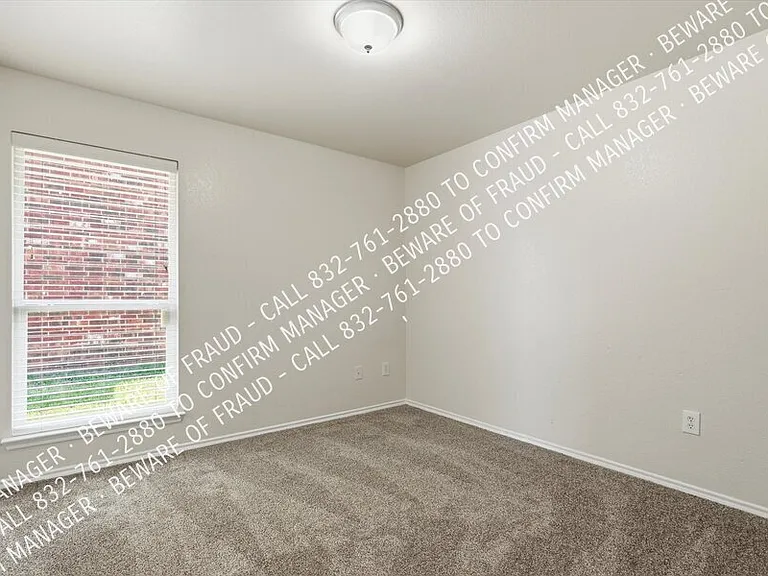 2816 Blue Heron Dr — Photo 12