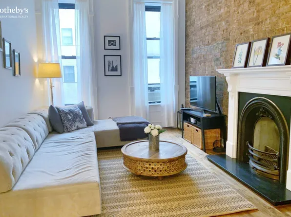 134 West 71st Street image 1 of 6