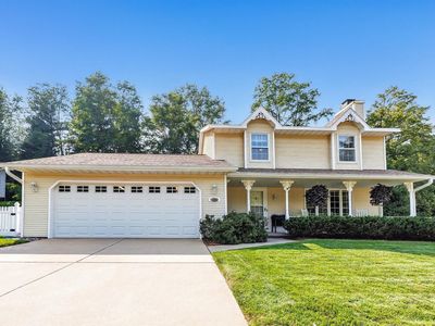 516 Country Club Rd, Green Bay, WI, 54313