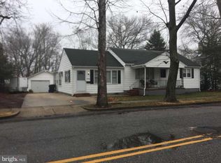 11 S Grand St, Hammonton, NJ 08037