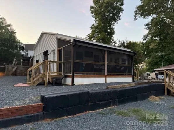 113 Deer Park Rd, Mount Gilead, NC 27306