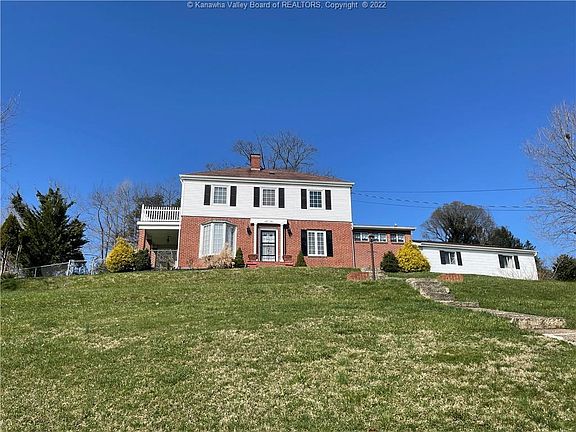 2nd image of 213 Knollwood Dr