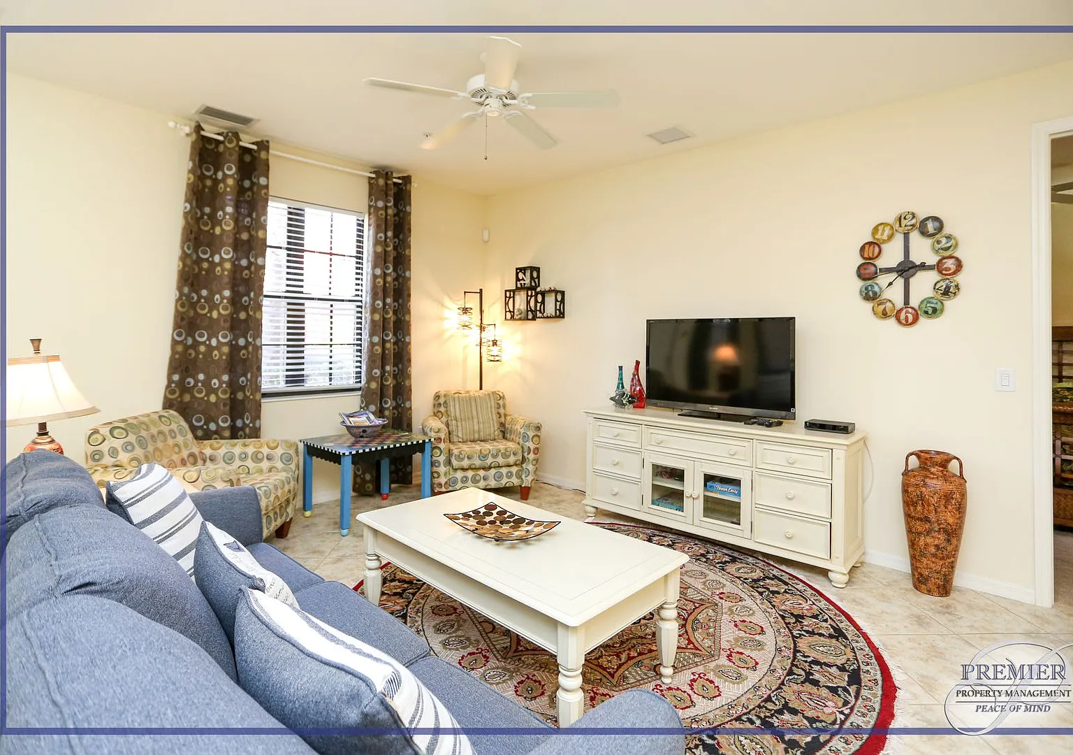 Ole Lely Fully Furnished Annual 2 Bedroom/2 Bath Villa Two Car Garage Fully Furnished - Lely Resort — Photo 1
