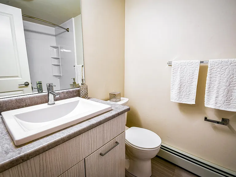 41 Munroe Pl — Photo 8