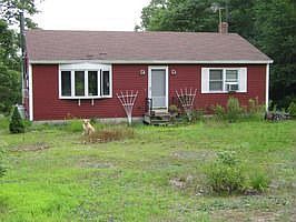 Front of house set back away from road