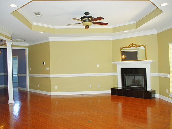 3rd image of 5581 Fairfield Pl