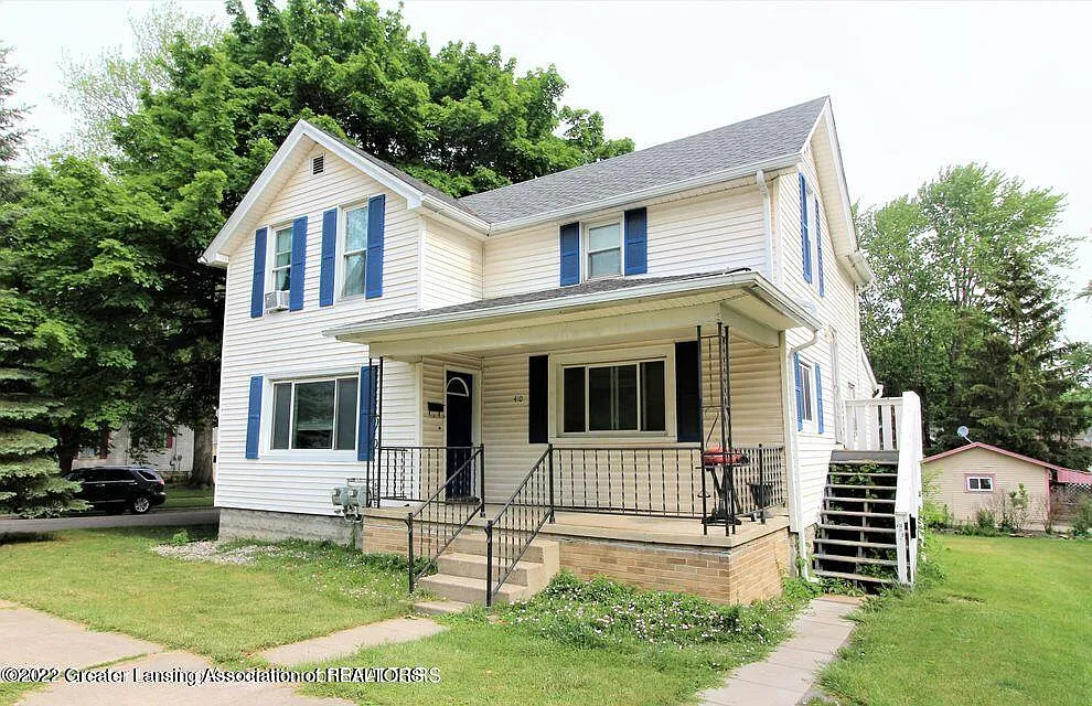 410 W State St photo 1