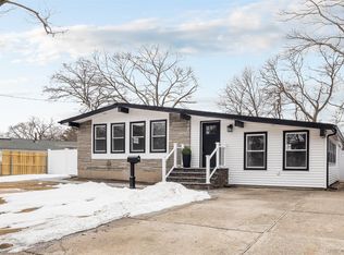 78 Samuel St, Ronkonkoma, NY 11779