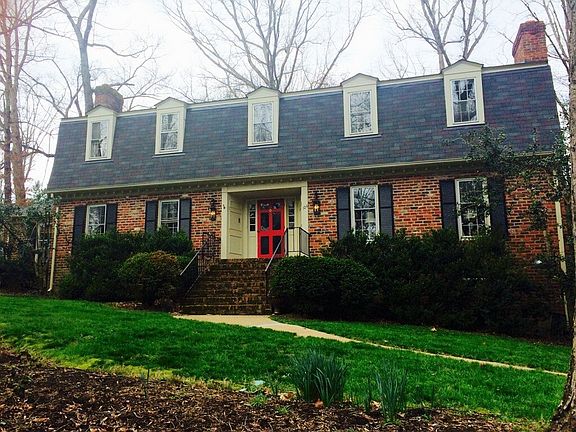 3rd image of 104 Roslyn Hills Dr