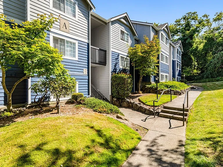 Avana Chestnut Hills — Photo 42