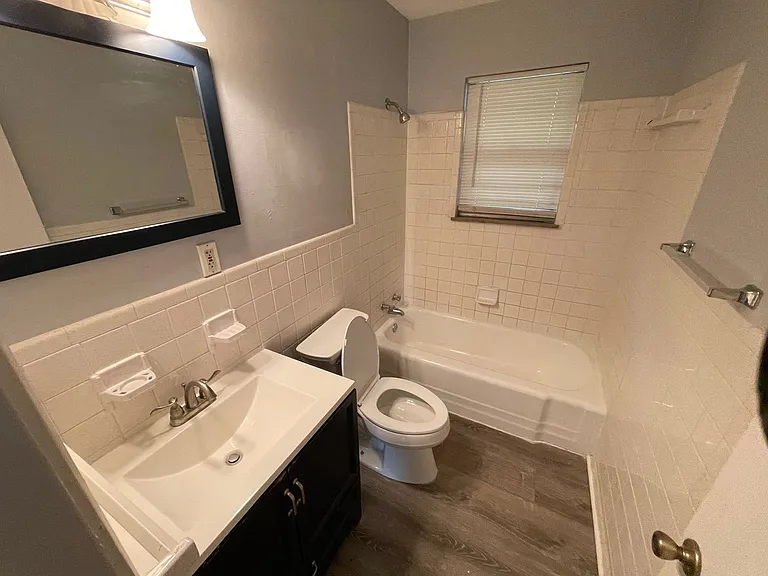 323-325 Watauga Dr NE — Photo 5