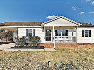 109 Chambwood Ln, Shelby, NC 28152