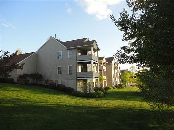 5th image of 25 Bourne Cir #205