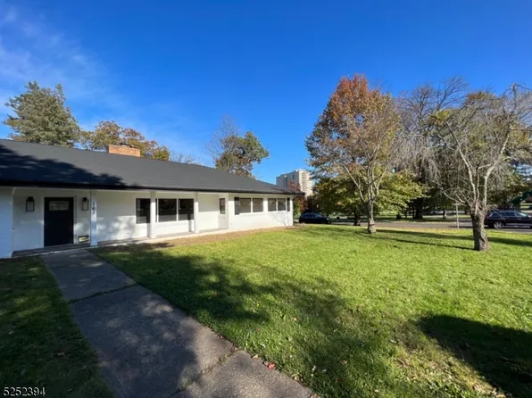 165 Elmwynd Dr, City Of Orange Twp., NJ 07050