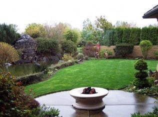 2941 Edgewater Dr, Eugene, OR