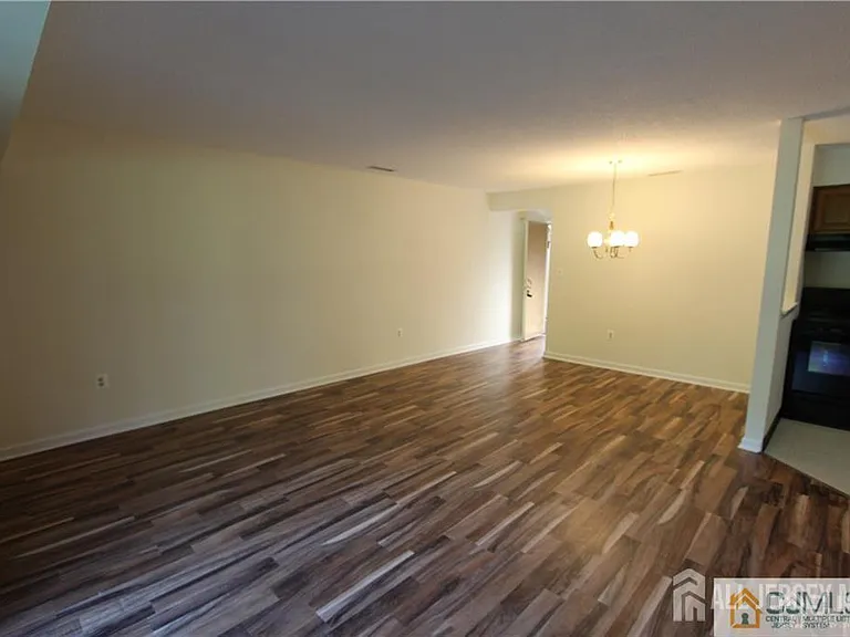 1103 Aspen Dr — Photo 10
