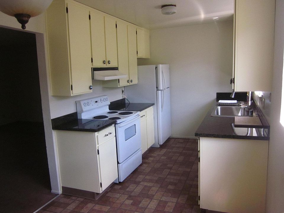 brand new refrigerator and granite countertops