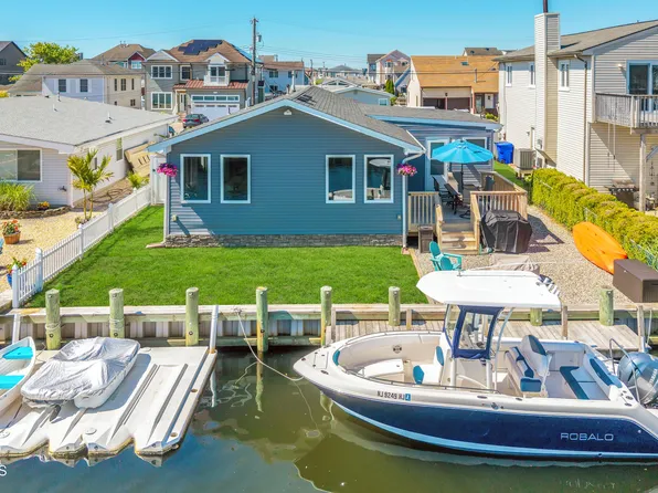 108 Valencia Drive, Brick, NJ 08723