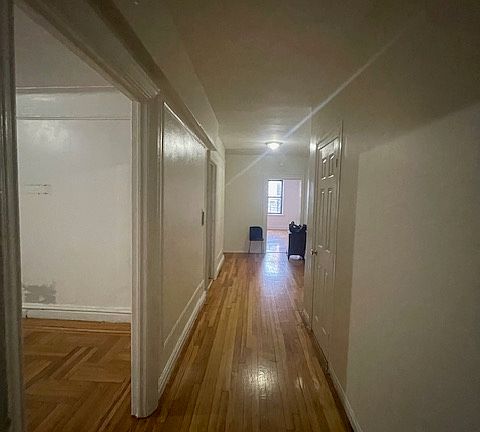 4th image of 3165 Decatur Ave #6