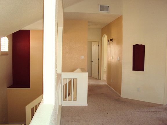 3rd image of 12525 Sun Haven Dr