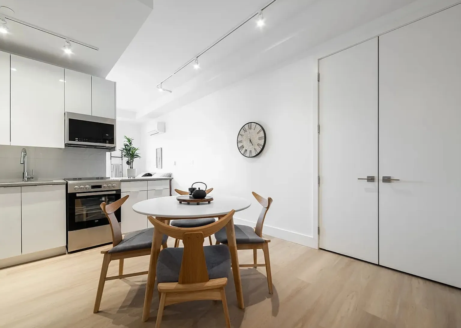 1457 Flatbush Avenue — Photo 4