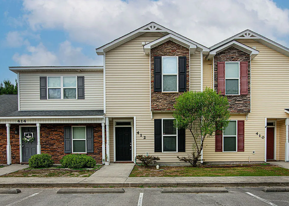 412 Glenhaven Ln