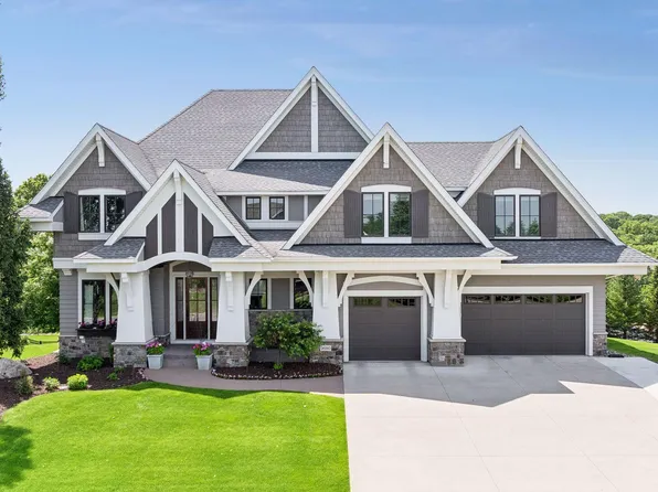 9690 Sky Ln, Eden Prairie, MN 55347