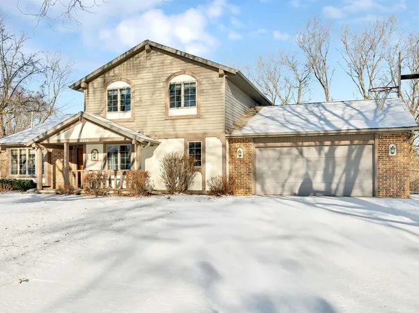 2584 He Nis Ra Ln, Green Bay, WI 54304