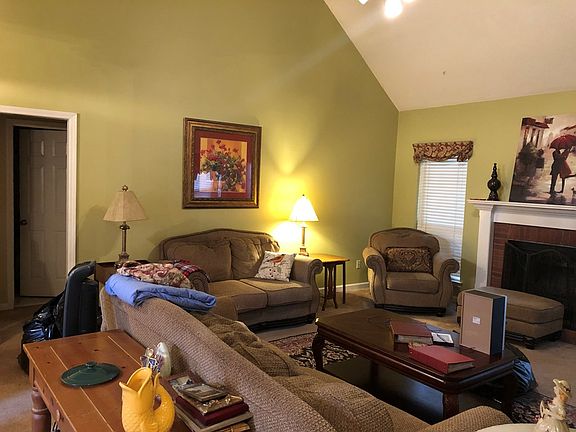 5th image of 20 Highland Ct