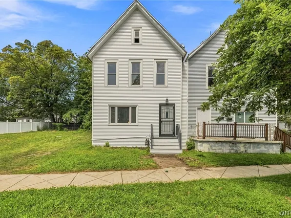 324 Carlton St, Buffalo, NY 14204