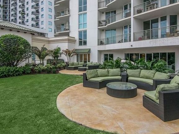 Palm court