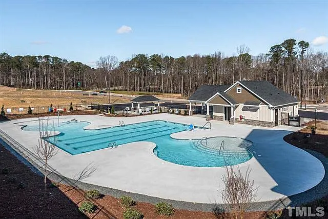 1010 Larabee Ln — Photo 26