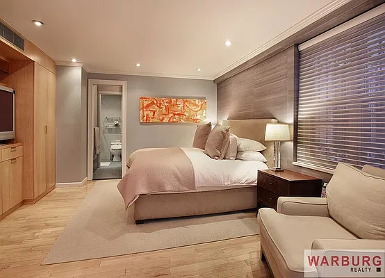 Sold by Warburg | media 3