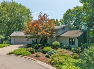 5 Devon Ln, Pittsburgh, PA 15202