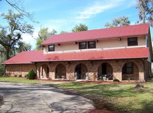 213 Buffalo Trl, Lake Jackson, TX 77566